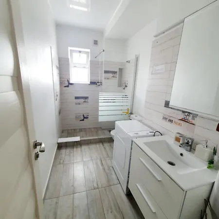 Illy Apartment